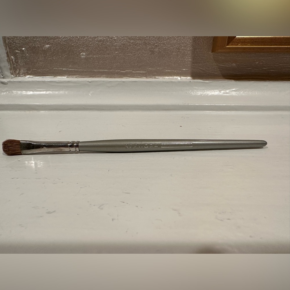 Sephora Professional Small Shadow Brush